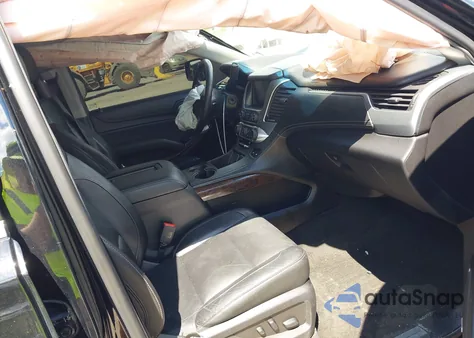 2018 Chevrolet Suburban Lt z USA, uszkodzony, nr VIN 1GNSKHKC2JR345219